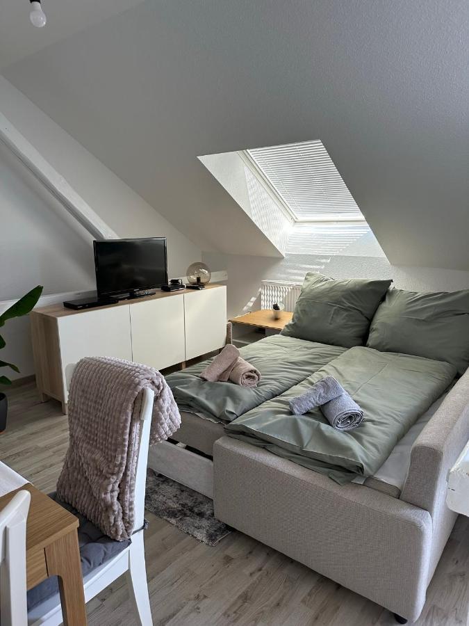 Gemuetliche Neurenovierte Dachgeschosswohnung Erfurt Eksteriør billede